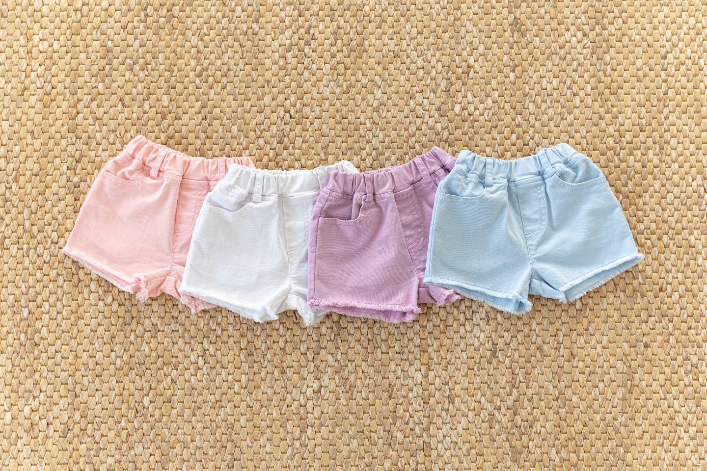 韓國 Orange Mom - 馬卡龍抓鬚短褲-天藍