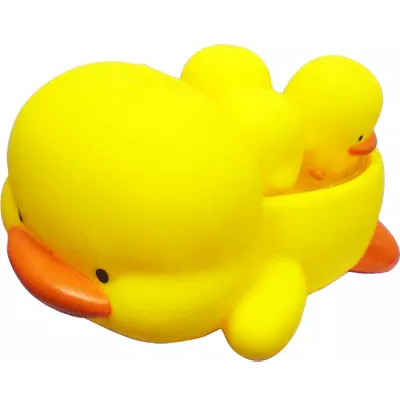 小小鴨還可以坐在大鴨的身上