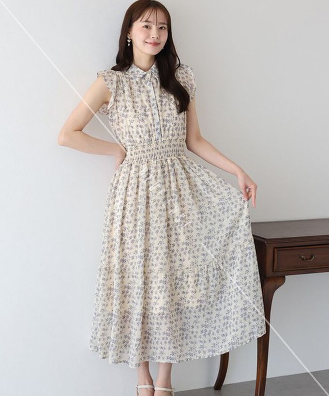 日本 BLUE EAST - 甜美雪紡束腰小荷葉短袖洋裝-碎花-米杏 (M)