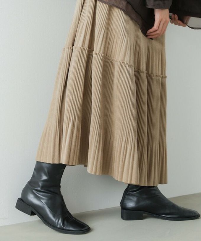 日本 Bab - 飄逸感絲滑絨面細摺長裙-象牙米