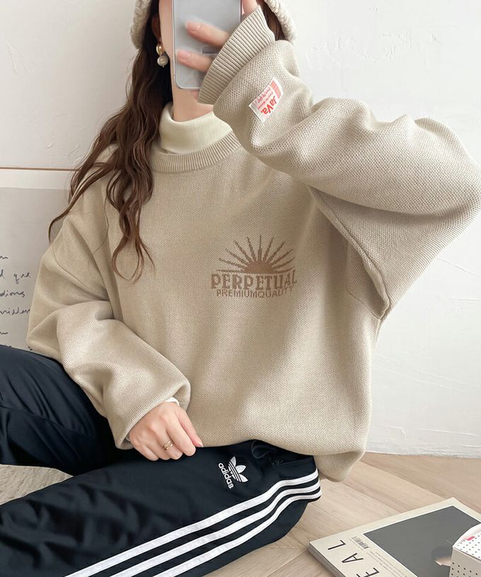 日本 Classical Elf - Java 4WAY印花厚磅針織上衣-左胸棕色LOGO-杏