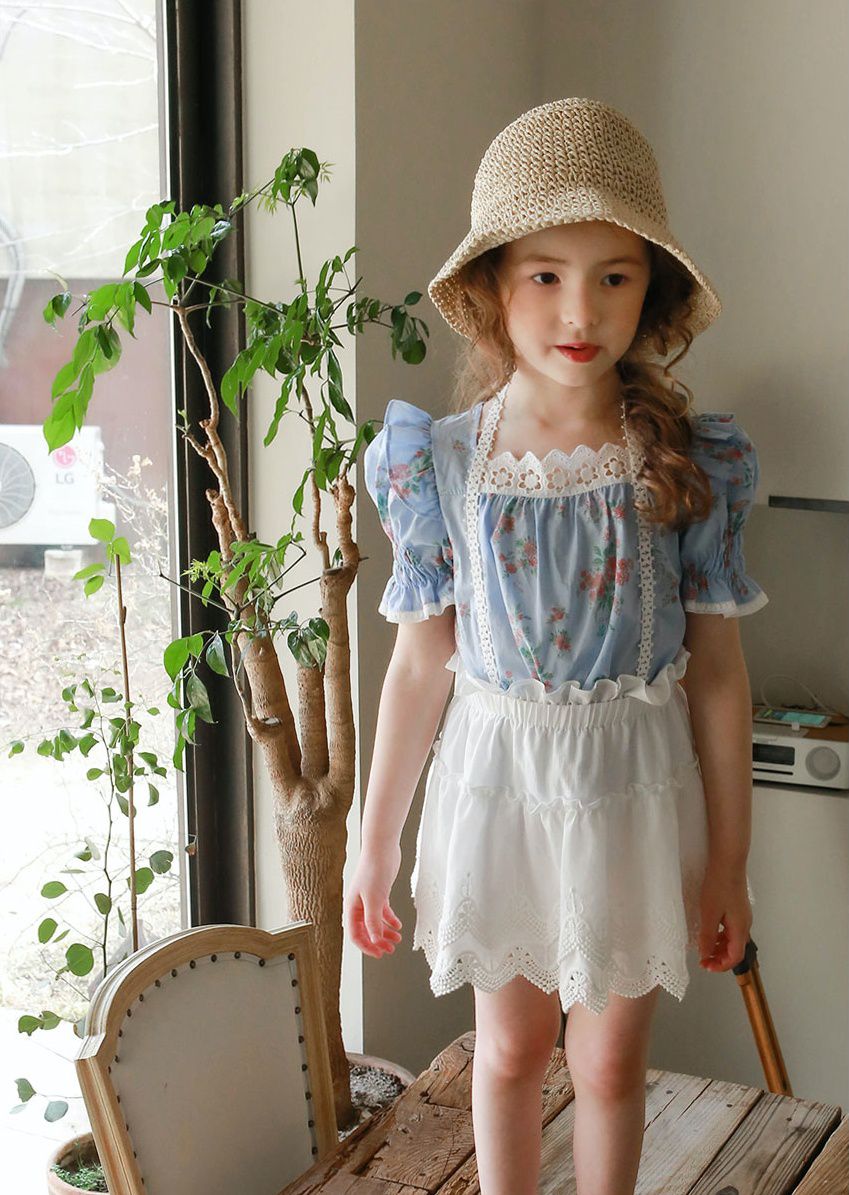 韓國 PuellaFLO - 鋸齒狀鏤空蕾絲綁帶吊帶裙-象牙白