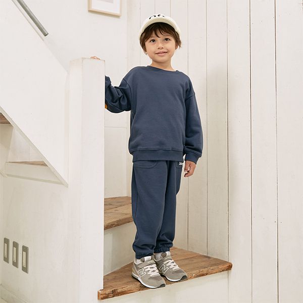 日本 b-ROOM - 療癒笑臉刺繡長袖上衣-深藍