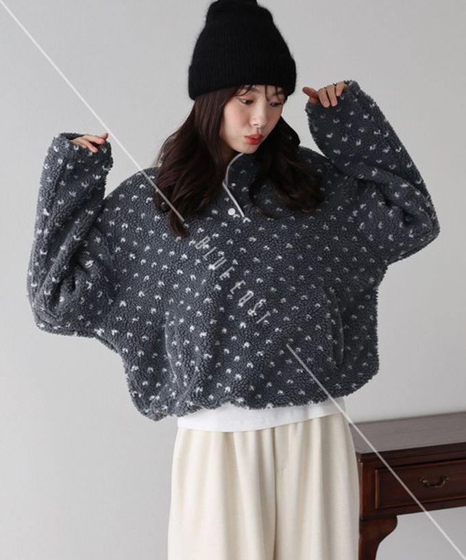 日本 BLUE EAST - 滿版愛心泰迪毛絨溫暖長袖上衣-灰 (M)