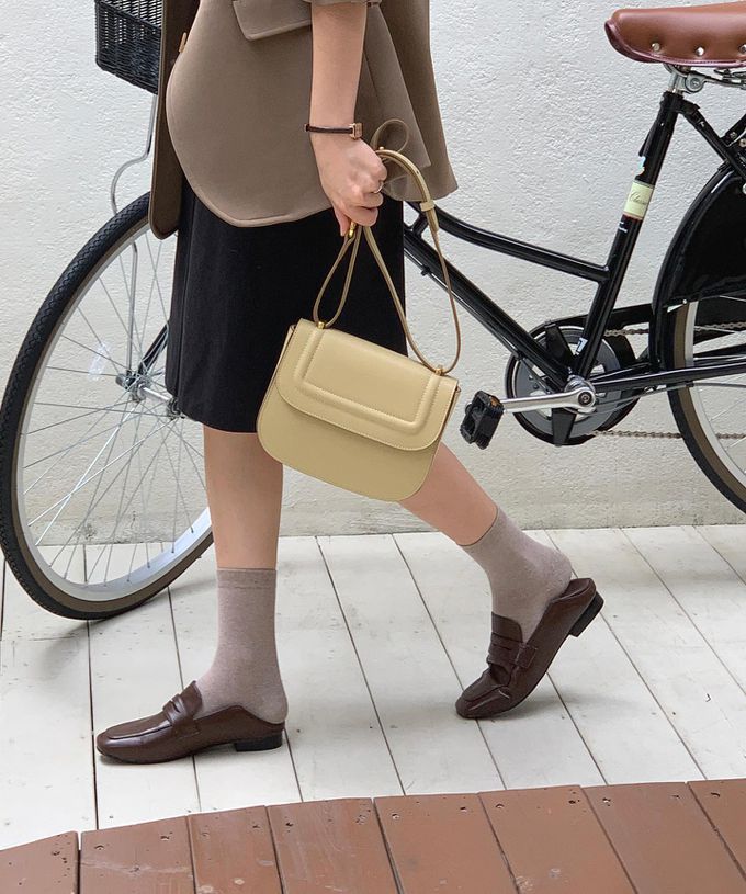 韓國lemego - 牛皮翻蓋馬鞍側背包(Ark)-奶油黃