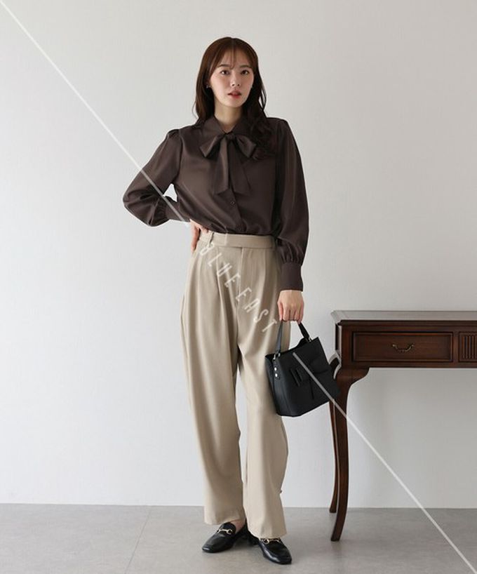 日本 BLUE EAST - 大人氣！優雅扭結雪紡長袖襯衫-灰藍