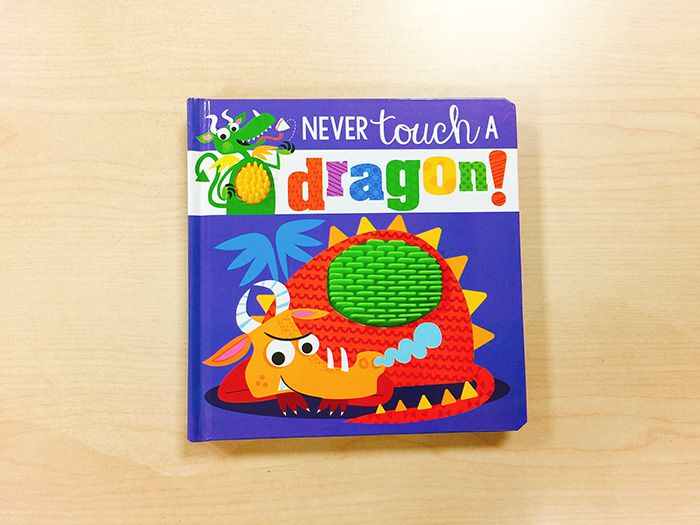 Never Touch a Dragon 沒摸過的大飛龍（觸摸書）｜媽咪愛