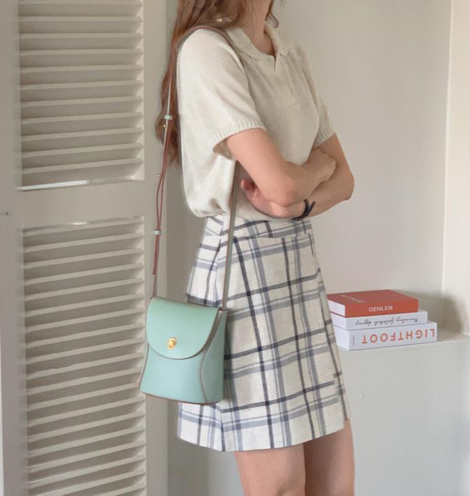 韓國lemego - 牛皮復古金釦側背包(Sand)-薄荷綠