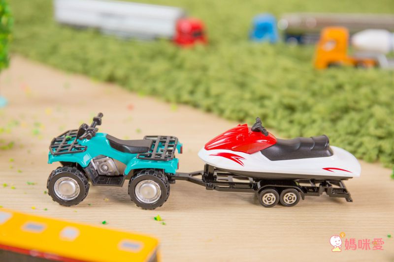 銅板價【擬真合金車】車車控寶千萬別錯過！