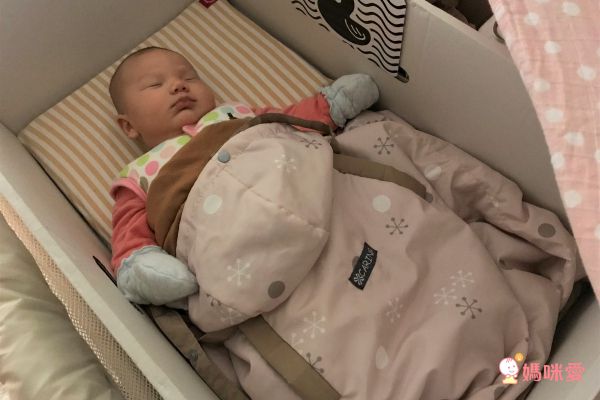 Caring - 多功能揹巾 (防風保暖披風披巾)-公主粉