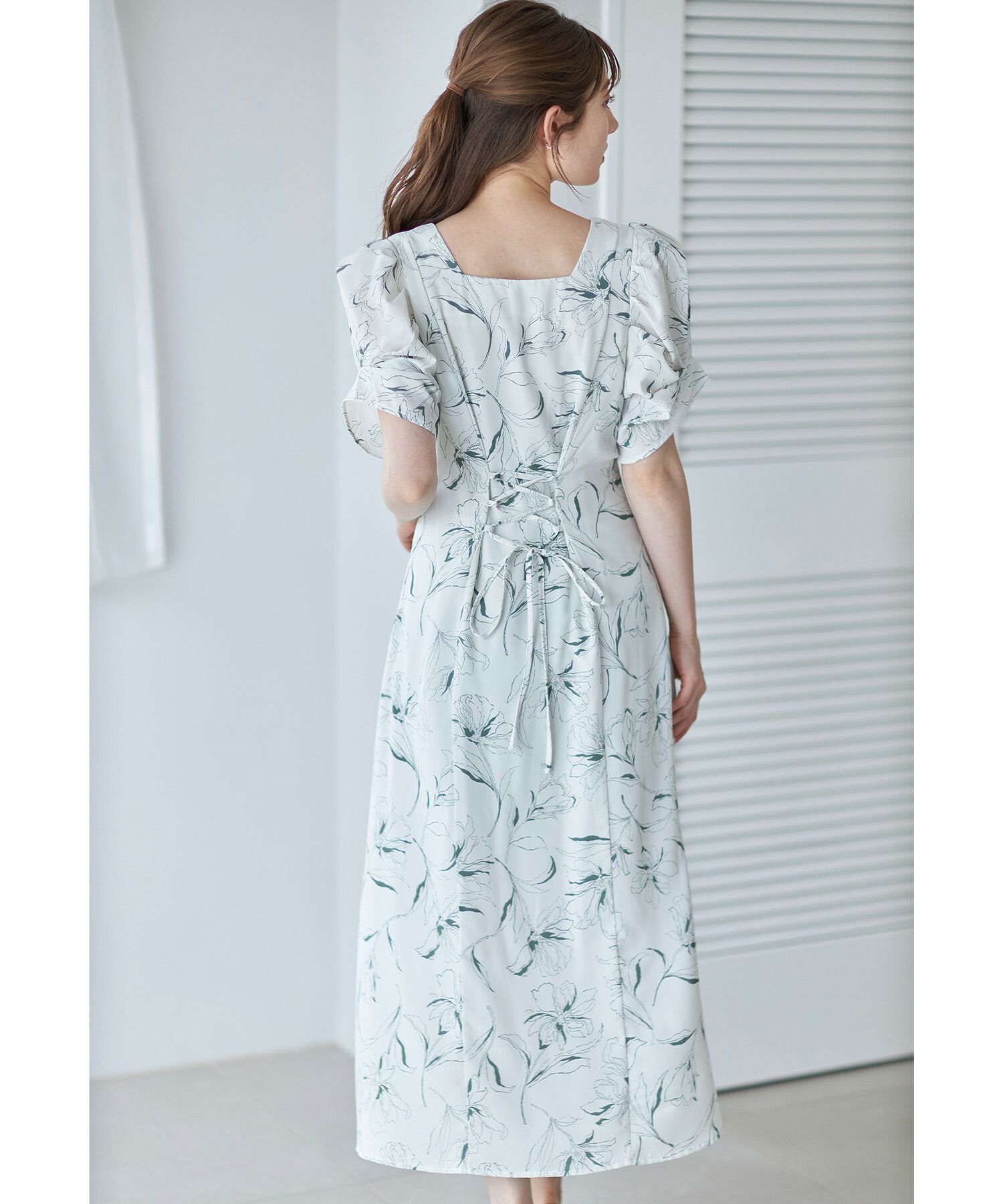 日本 tocco-closet - 典雅方領後綁帶泡泡袖洋裝-純潔百合-春芽綠