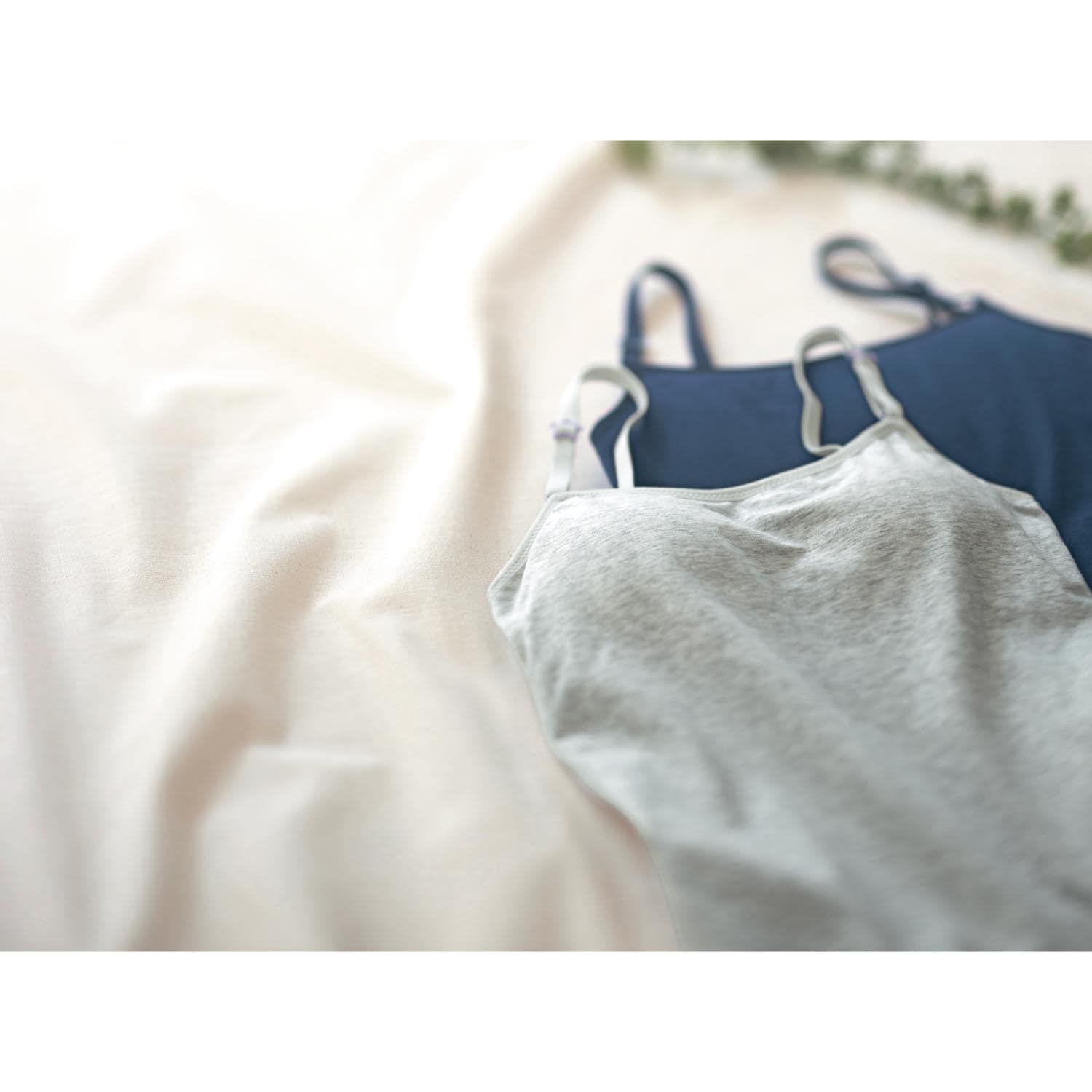 日本 Hummingchouchou - 附Bra少女內衣/內搭(肩帶可調)-深藍