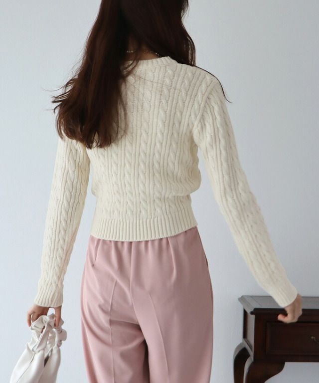 日本 BLUE EAST - 經典圓領麻花編針織上衣-灰綠