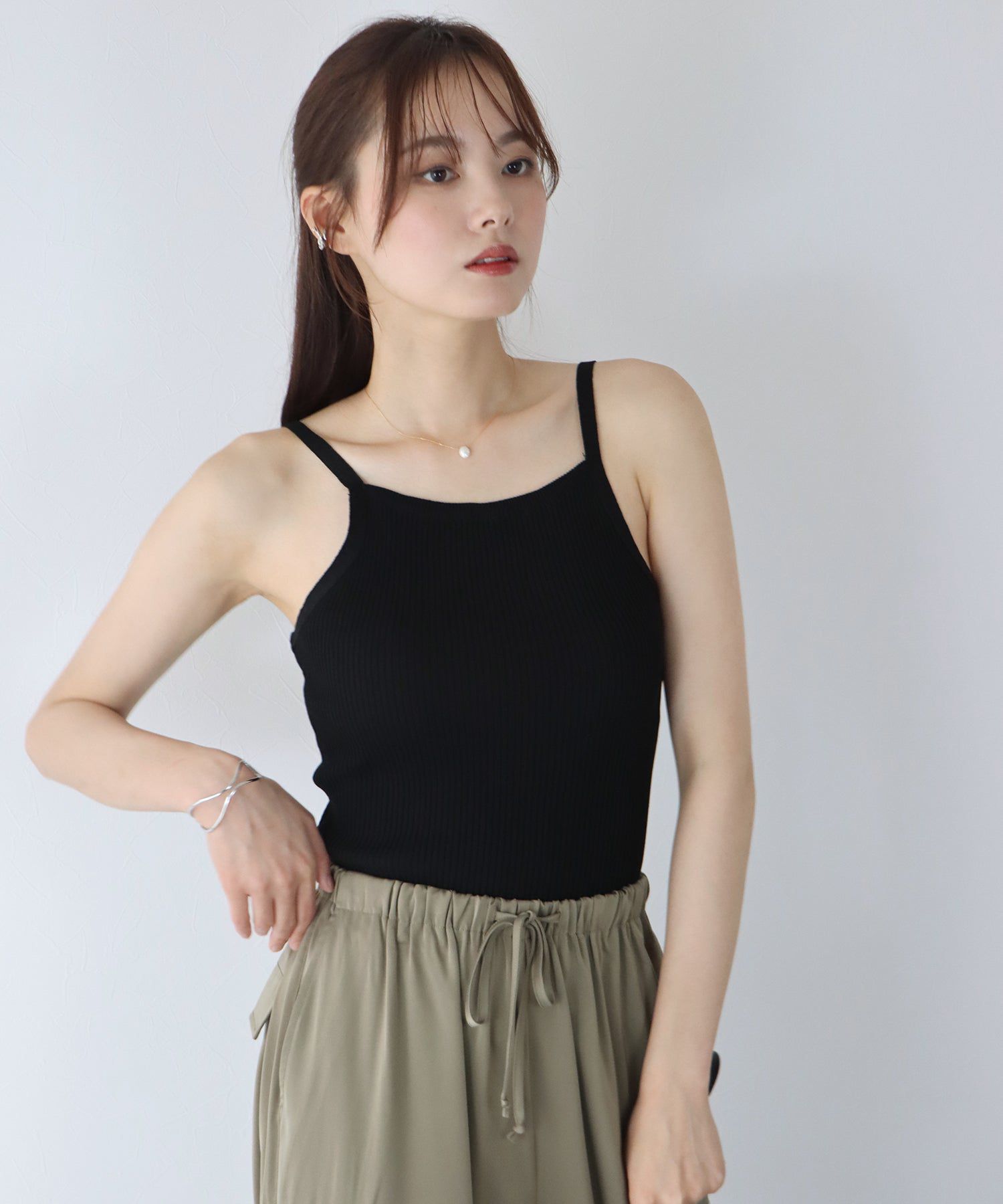 日本 BLUE EAST - 彈性羅紋無袖上衣/內搭-條紋-黑