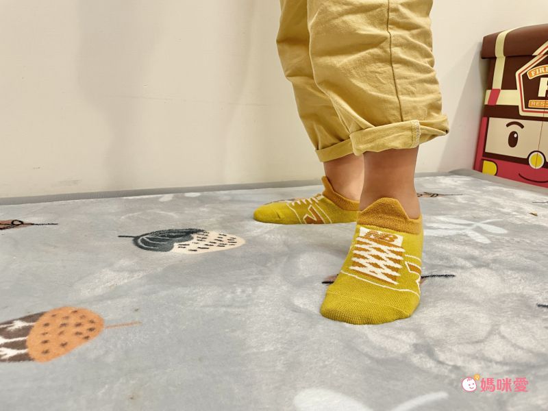 日本 friendshill - New Balance 舒適造型短襪-粉紫