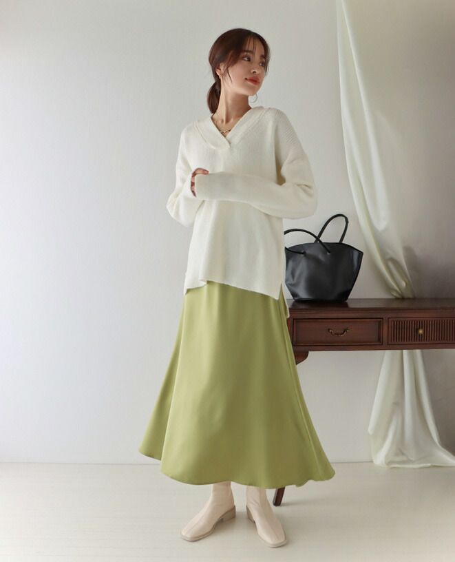 日本 BLUE EAST - 修身美腿素面傘狀長裙-灰藍