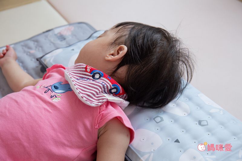 韓國Lolbaby - Hi Jell-O涼感蒟蒻枕頭_嬰兒枕-防水隔尿款-(夏夜星空)