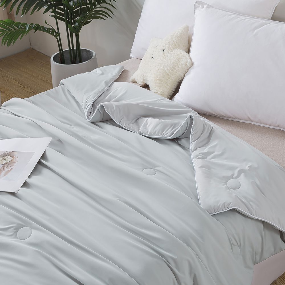 極致涼感抱冰被-薄荷灰綠 (150x186cm)