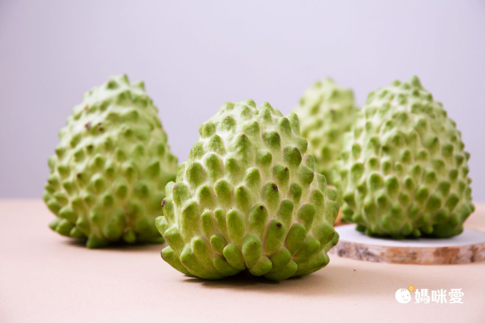 外銷等級 【台東鳳梨釋迦】超大顆！新鮮現採，產地直送。