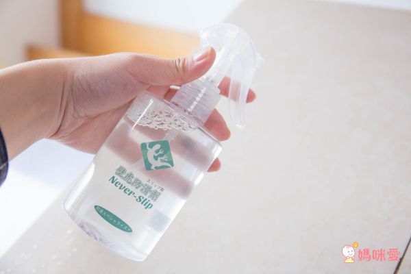 壁虎防滑 Never-slip - 防滑專業組-防滑劑350mlx2+海綿刷+工作盒