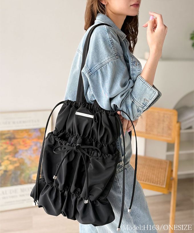 日本 Classical Elf - 休閒感皺摺蝴蝶結肩背包(可收A4)-黑