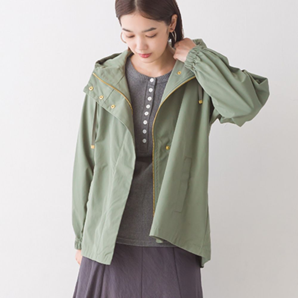 日本 OMNES - [撥水加工] 輕量連帽風衣外套-湖水綠