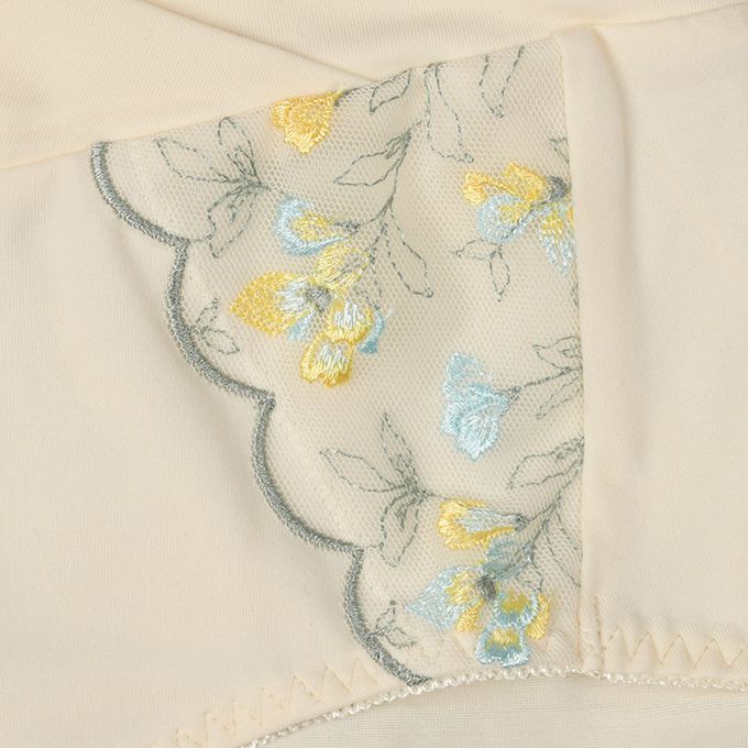 akachan honpo - 內褲 產後也可穿-小花-象牙白色