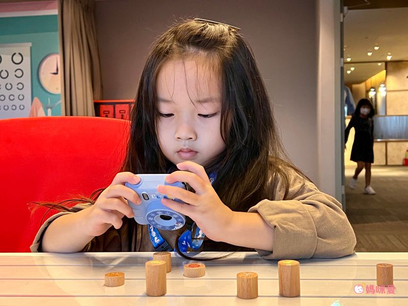 Hong Man - 三麗鷗系列兒童數位相機-甜點大耳狗喜拿