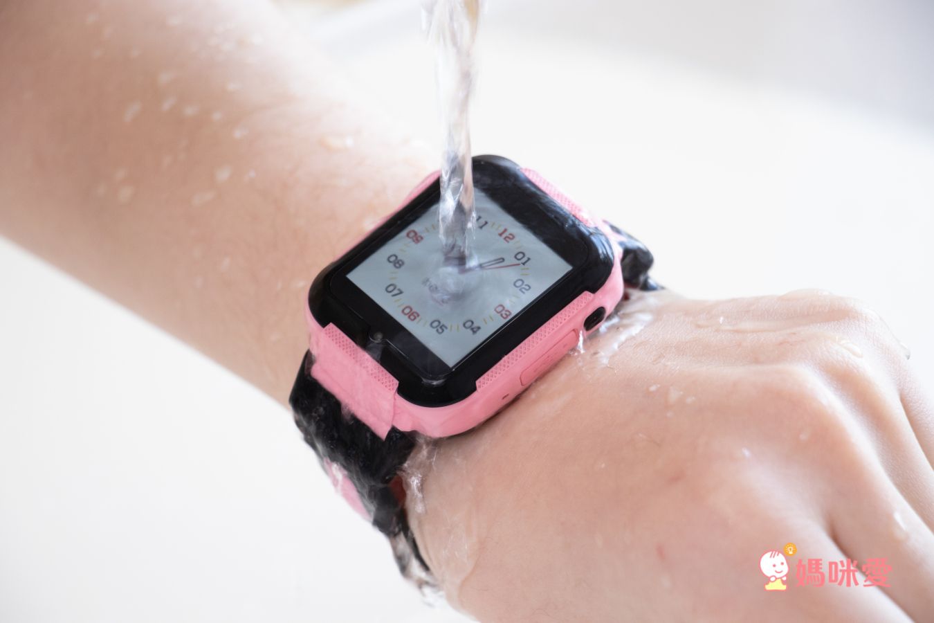 通過台灣NCC檢驗 兒童定位手錶 Herowatch