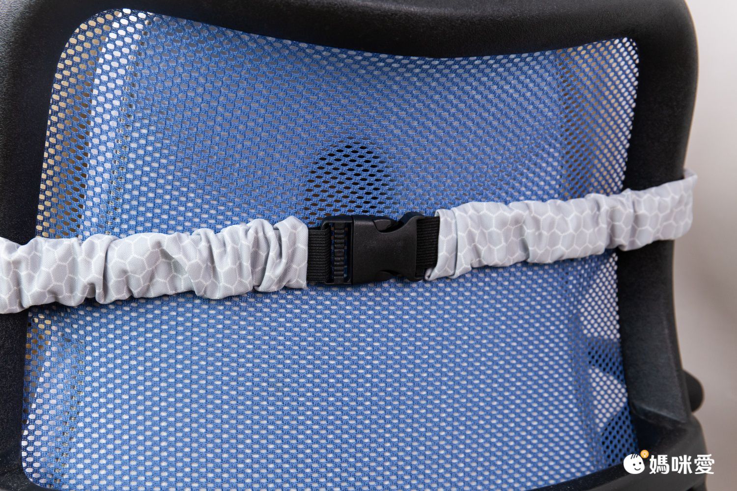 透氣記憶棉靠墊+美臀坐墊-灰色