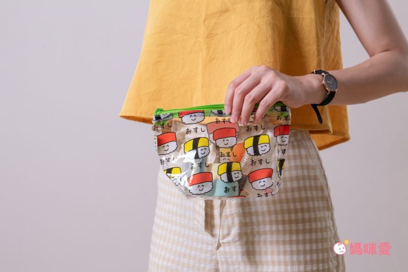 日本 OKUTANI - 童趣日文插畫透明小收納包/化妝包-熊貓-藍 (21x12x9cm)