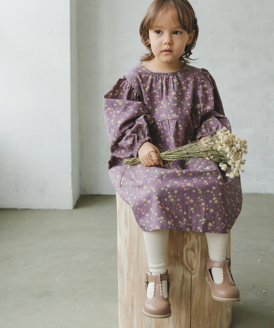 日本 PAIRMANON - 文藝氣息碎花澎澎袖洋裝-粉膚