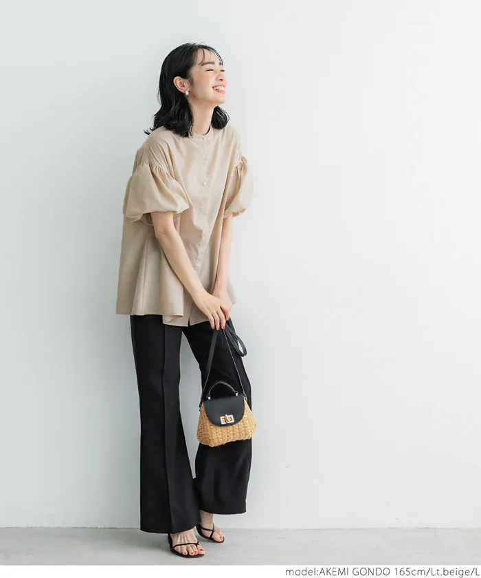 日本 COCA - 輕薄圓領泡泡短袖襯衫-淺米