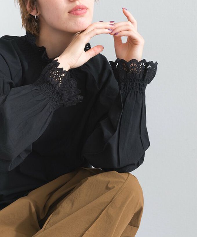 日本 Lupilien - 100%棉 典雅貝殼蕾絲宮廷長袖上衣-黑