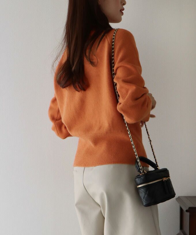 日本 BLUE EAST - 優雅立領針織上衣-草綠