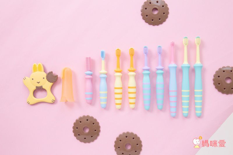 牙科大學共同研發【日本 Richell】 五階段乳齒訓練牙刷