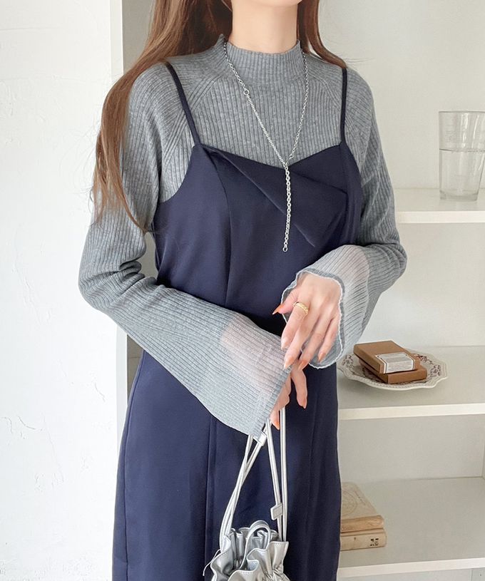 日本 Classical Elf - 絕美透膚羅紋喇叭袖上衣-摩卡