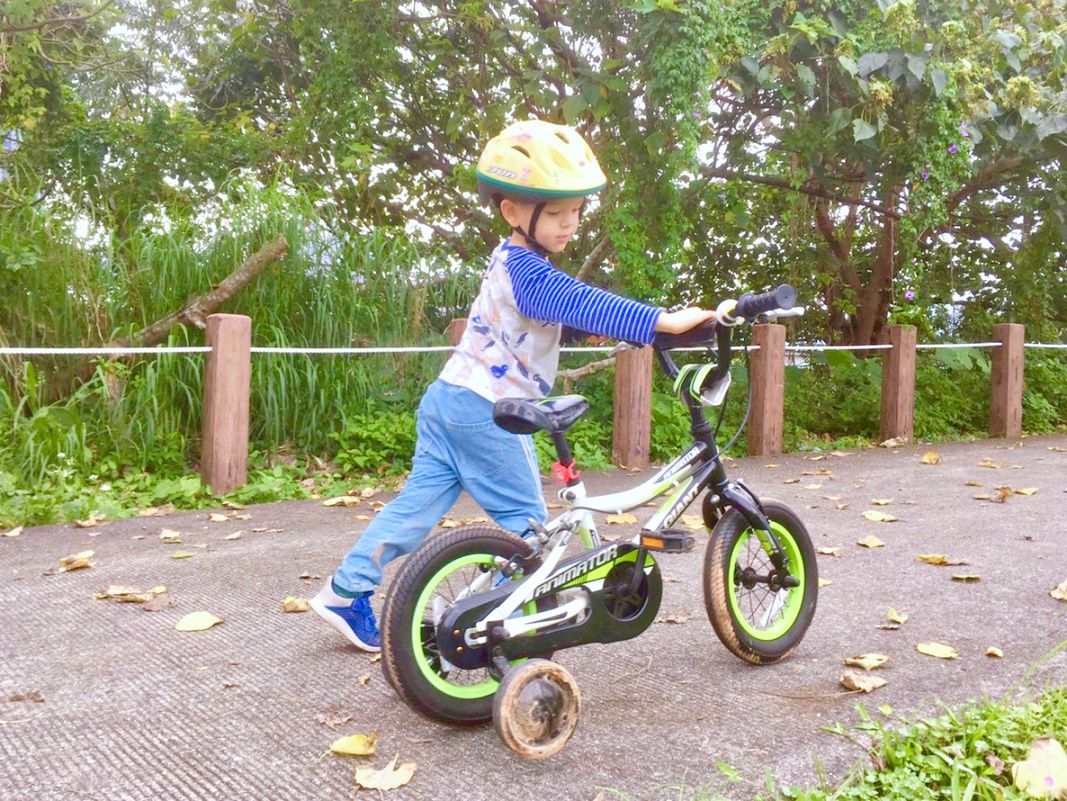 Little moni ⁂ 涼夏穿搭，清涼一夏 ⁂