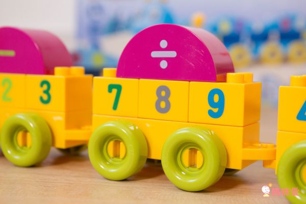 BanBao 邦寶積木 399 元↗【小月齡、大顆粒】學習積木 ✖ 轉轉動手操作