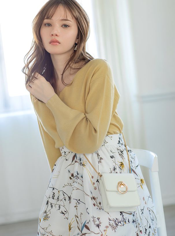 日本 GRL - 優雅V領長袖針織上衣-酒紅