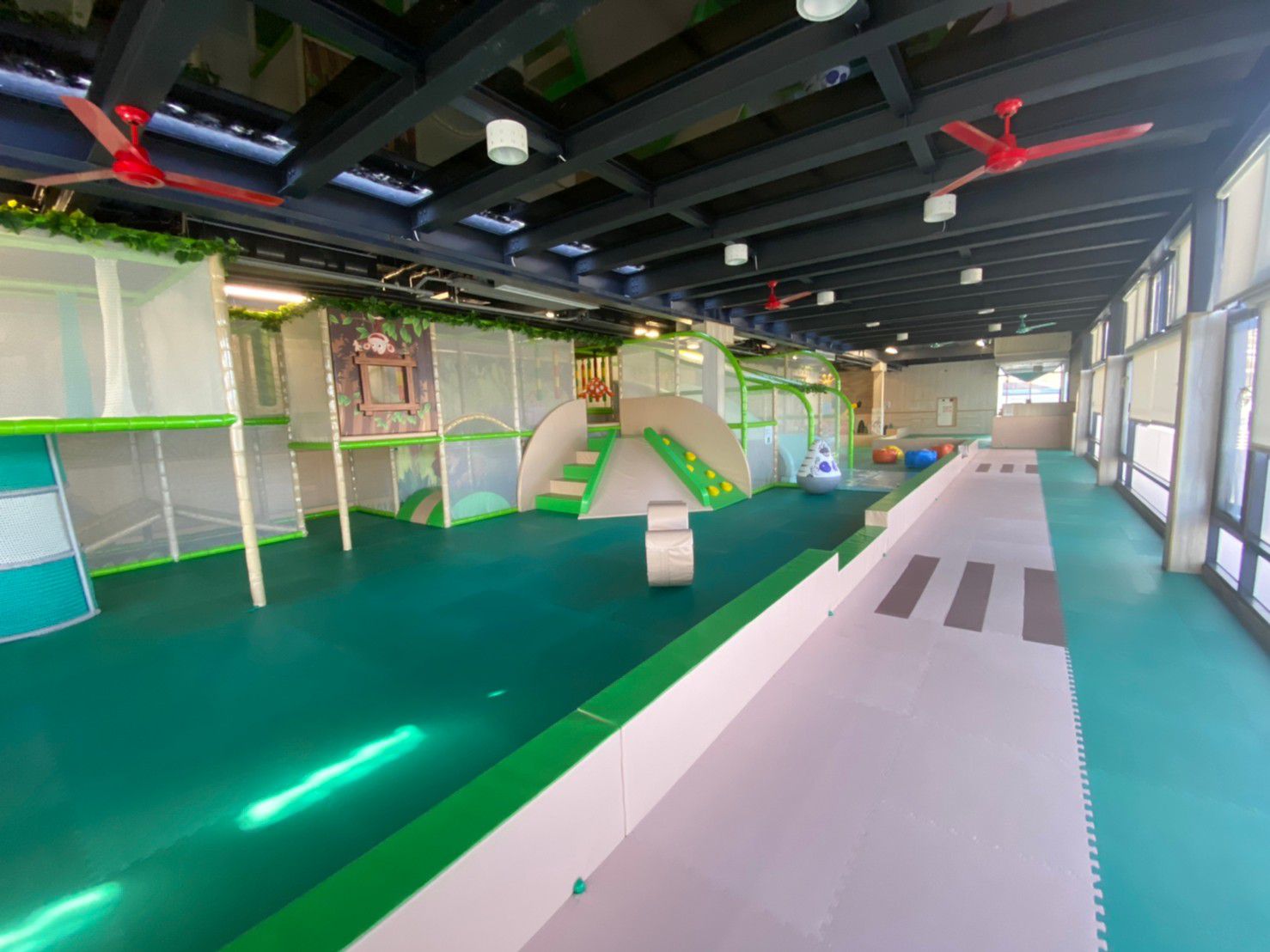 南投清境【宇星山莊】平日2大2小一泊一食住宿券