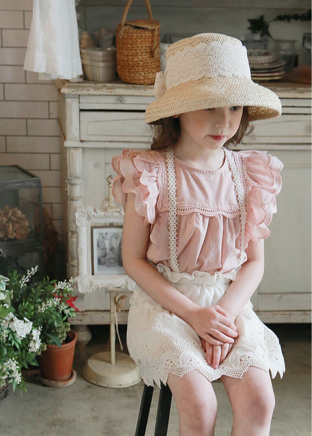 韓國 PuellaFLO - 蝴蝶狀荷葉袖上衣-藕粉