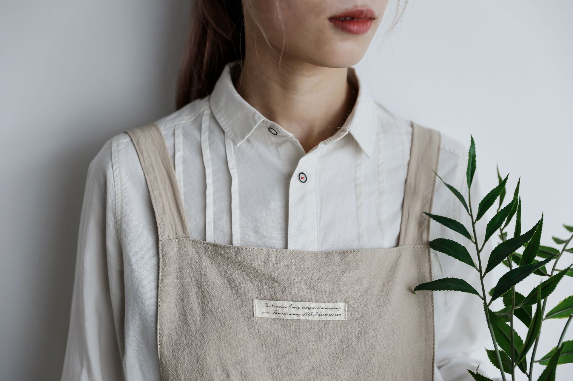 北歐文藝棉麻百褶圍裙-成人款-燕麥色