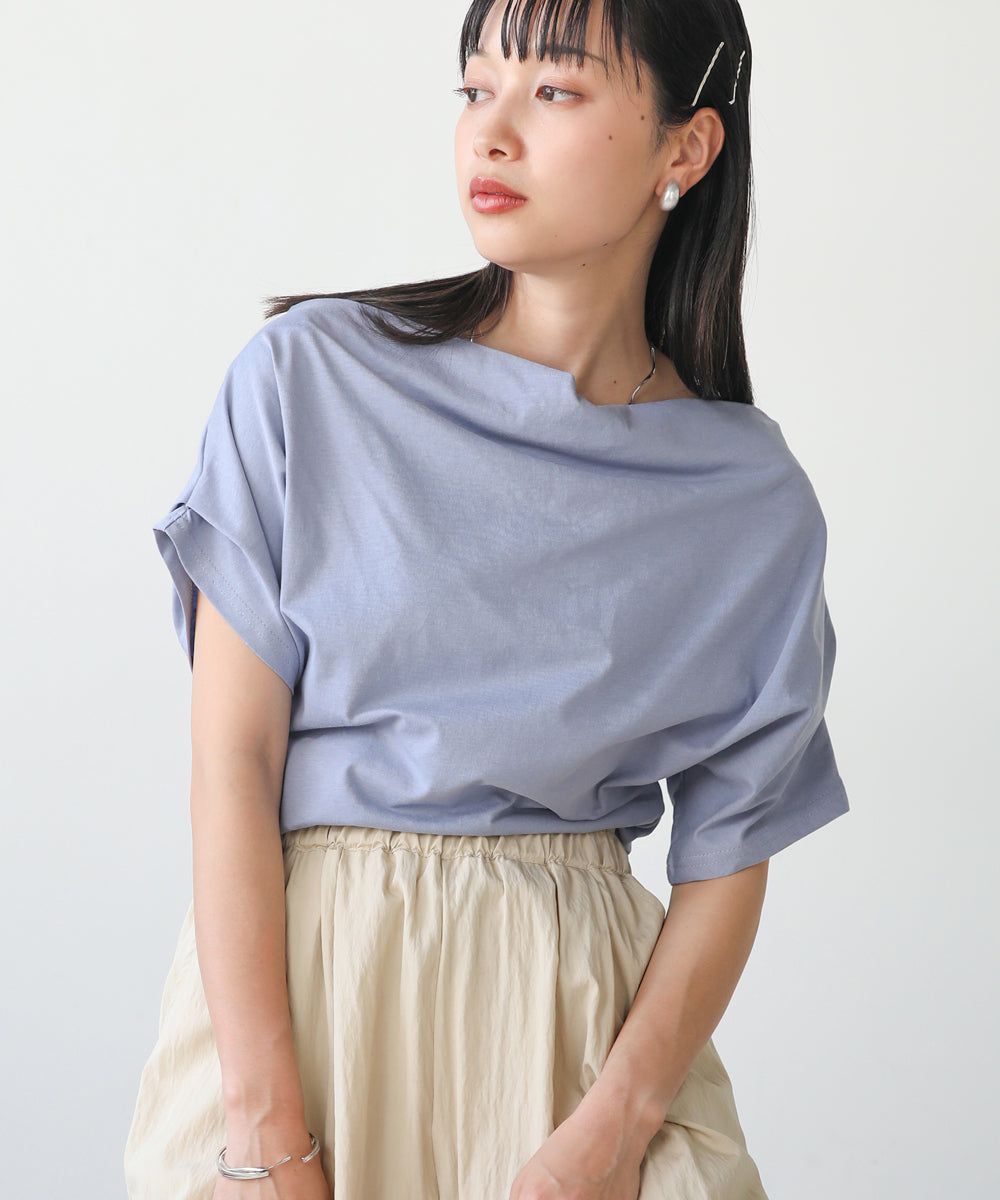 日本 Bab - 不對稱落肩設計短袖上衣-淺藍紫