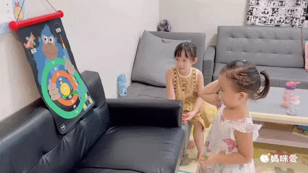 比利時 Scratch - 安全雙面磁性飛鏢玩具組-猩猩進城去