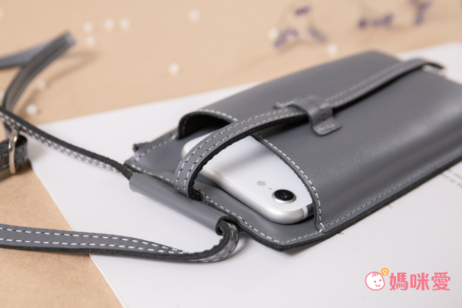 韓國 ARDERE - 卡夾式手工牛皮時尚手機殼(附背繩)-薰衣紫