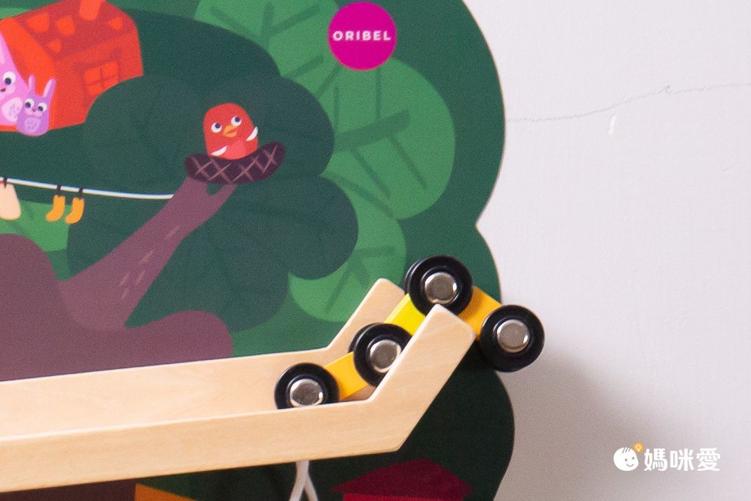 免收拾【新加坡Oribel】壁貼玩具，貼在牆上想玩就玩！