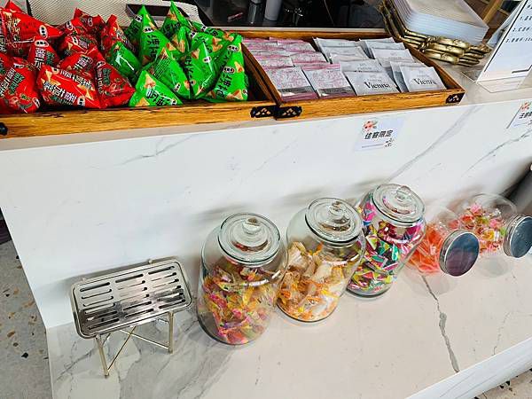 艾玹爾飯店集團 - 四館聯合通用-多愛溫泉會館/天使輕旅/艾玹爾溫泉商旅/天使星夢渡假村(需加價)-雙人平日住宿券含２客早餐-超值4張組-優惠活動使用無效期