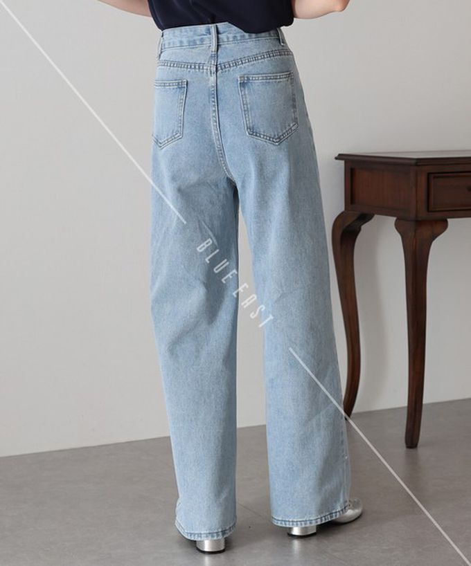 日本 BLUE EAST - 滿版愛心鉚釘高腰丹寧寬褲-淺藍