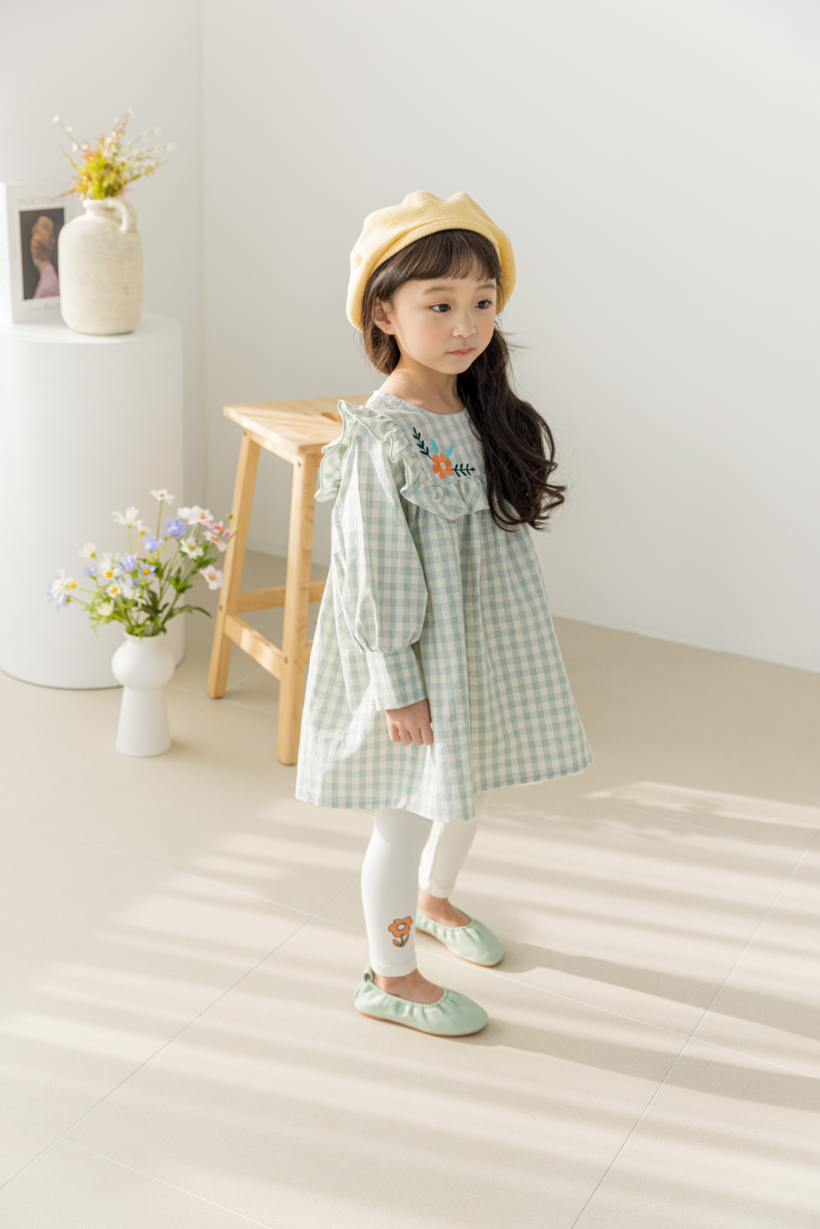 韓國 Orange Mom - 刺繡花花方領格子洋裝-薄荷綠